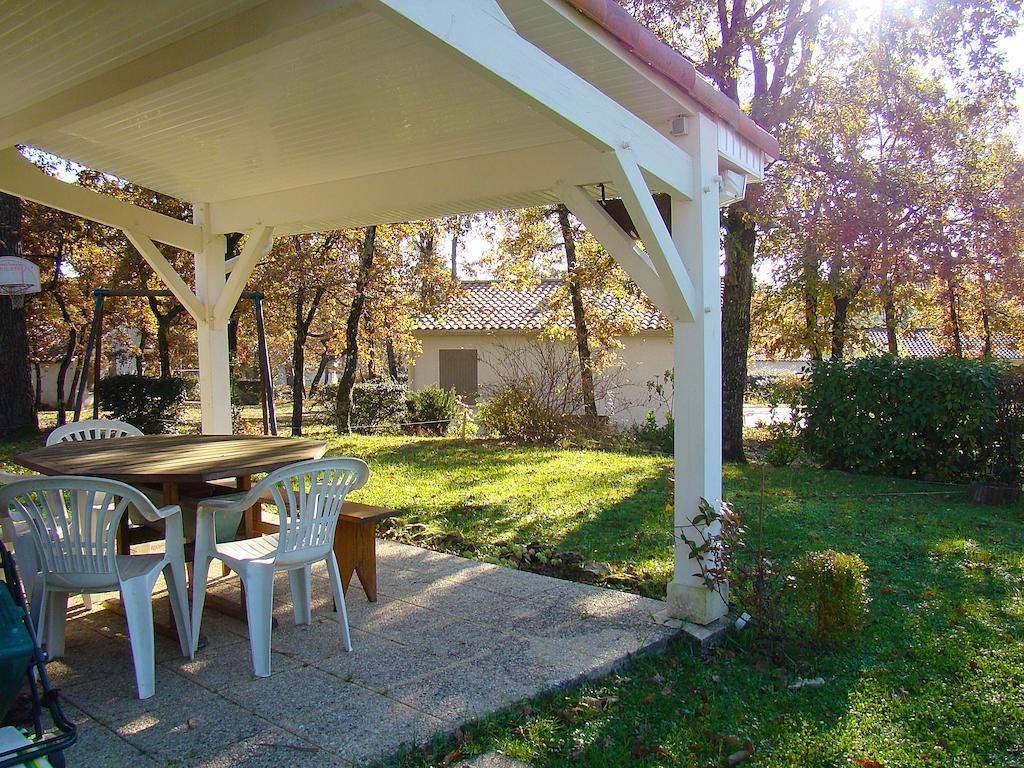 Etang Vallier Resort Brossac Oda fotoğraf